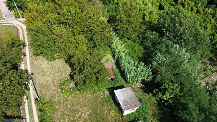 Casa bilocale in vendita in Via Colle Ospedale, Valmontone