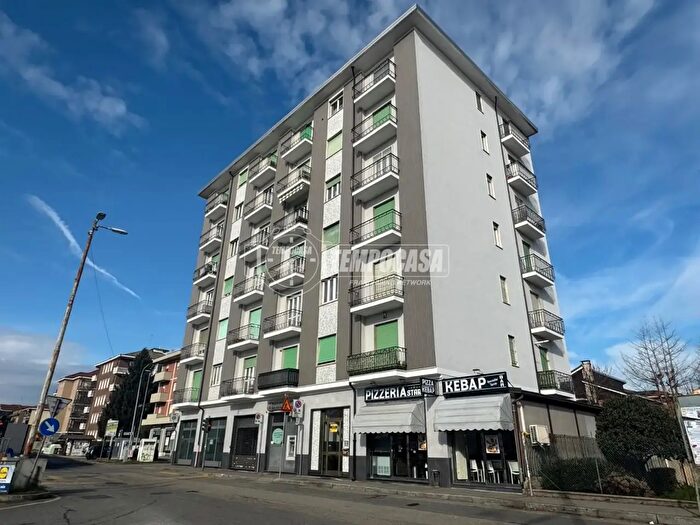 Appartamento trilocale in vendita in Via Avigliana, Collegno