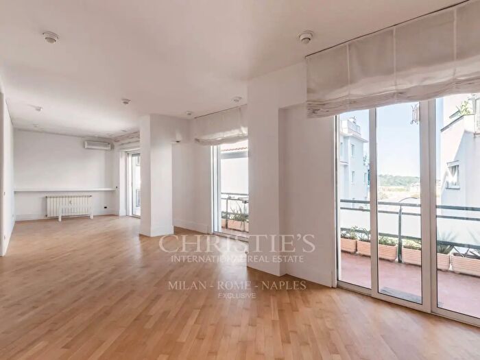 Appartamento con 5 locali in affitto in Via Barnaba Tortolini, Roma