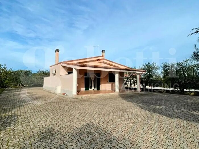 Casa in vendita in Zona Via Trani, Corato