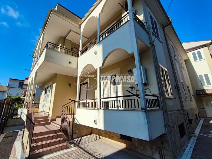 Casa in vendita in Via Giovanni Linguiti C, Aversa