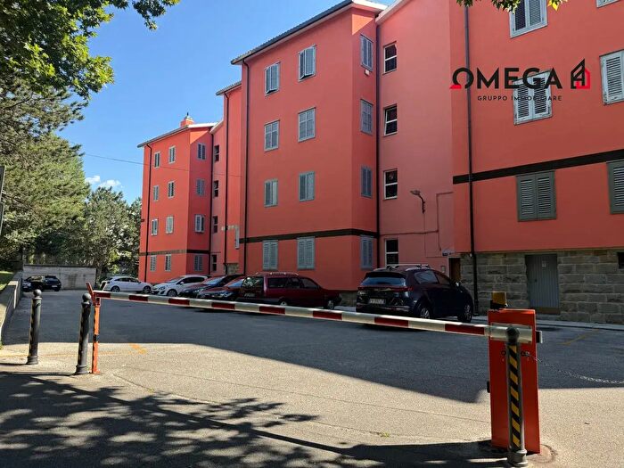 Appartamento trilocale in vendita in Via San Pasquale, Trieste