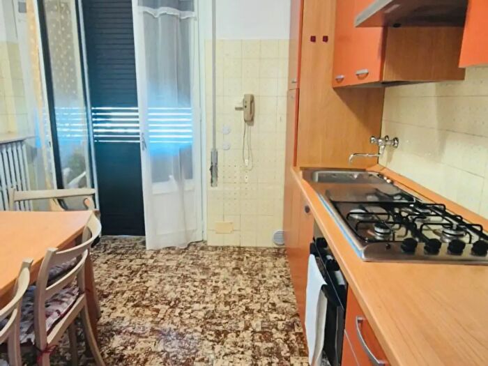 Appartamento trilocale in affitto in Via Gorgotto, Gravedona ed Uniti