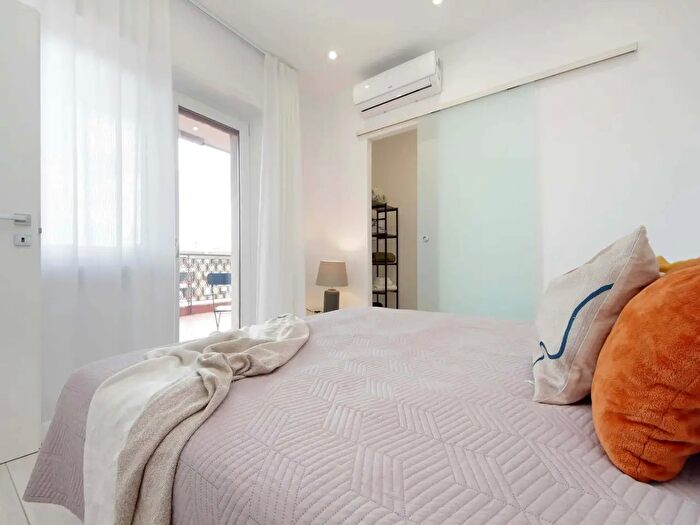 Appartamento monolocale in affitto in Viale Ammiraglio del Bono, Roma