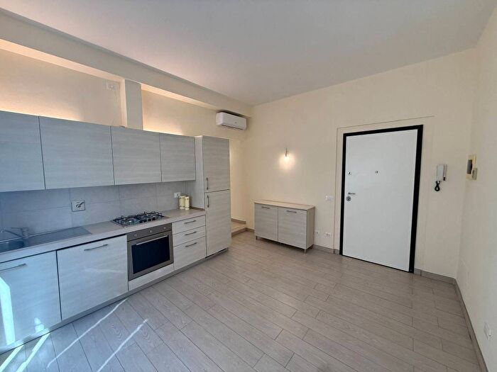Appartamento bilocale in vendita in Piazza di San Iacopino, Porta al Prato San Jacopino, Firenze