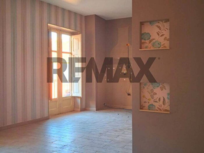Appartamento con 5 locali in affitto in Via dei Mille, Favara