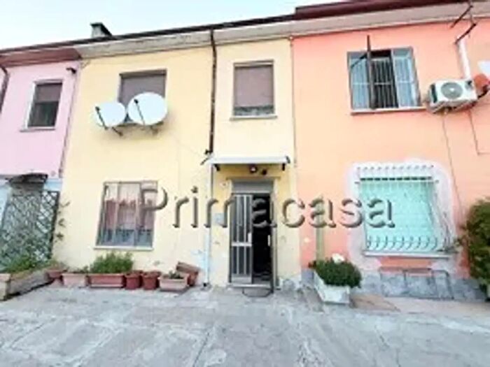Casa con 7 locali in vendita in Via Falcone Borsellino, Nogara