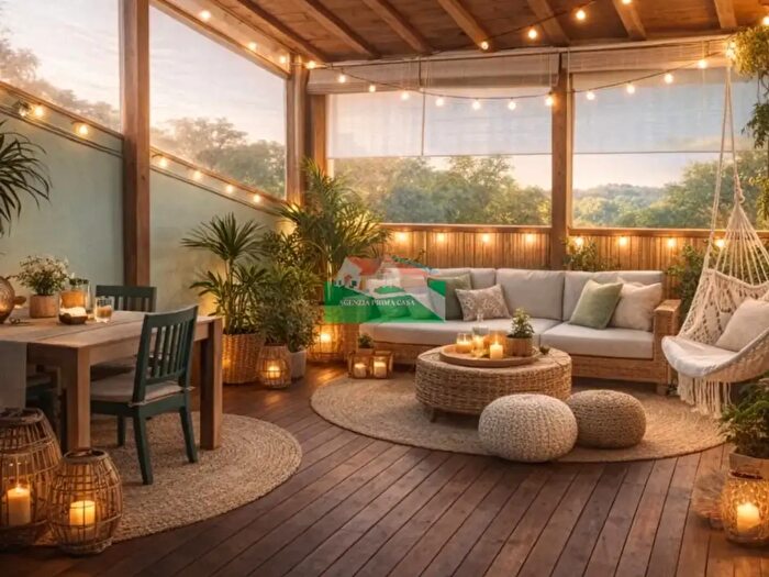 Casa con 12 locali in vendita in Ravenna