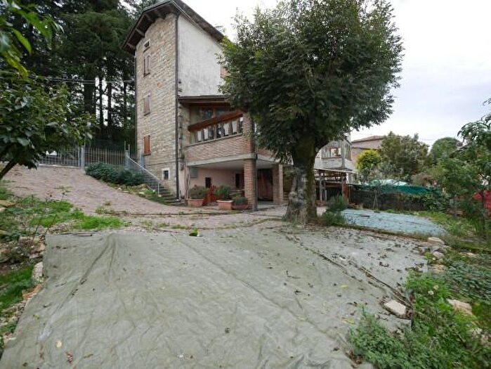 Casa con 6 locali in vendita in Via Roma, Serramazzoni