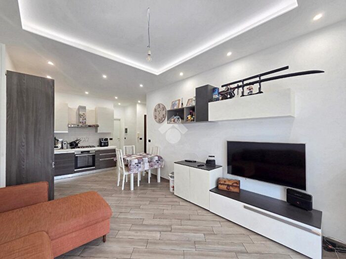 Appartamento trilocale in vendita in Via Mazzini, Alpignano