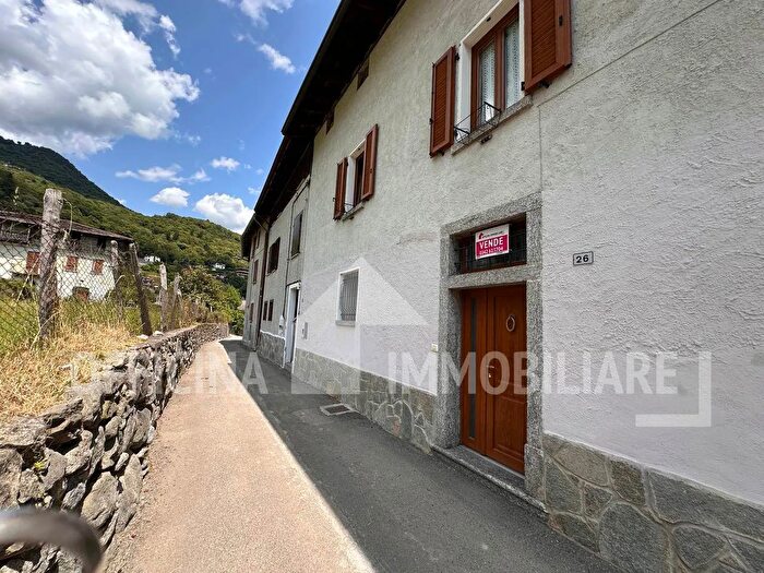 Case in Vendita e in Affitto - 2