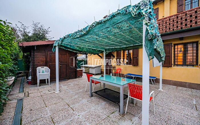 Appartamento bilocale in vendita in Via Castelnuovo R, Spilamberto