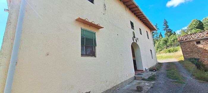 Casa con 5 locali in vendita in GallianoBarberino di Mugello, Barberino Di Mugello