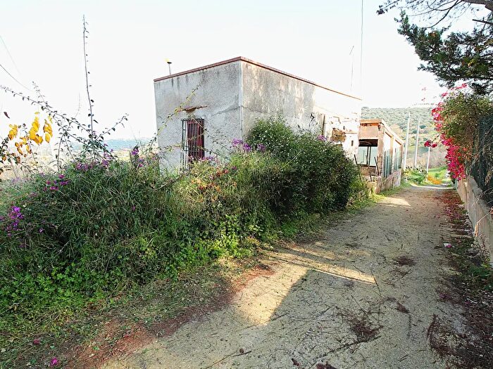 Casa trilocale in vendita in Via Case Accia, Santa Flavia