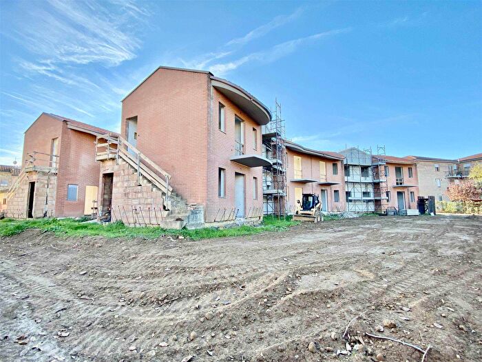 Case in Vendita e in Affitto - 3