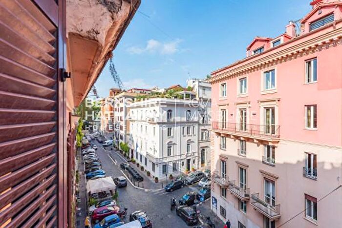 Appartamento bilocale in vendita in Piazza del Popolo, Roma