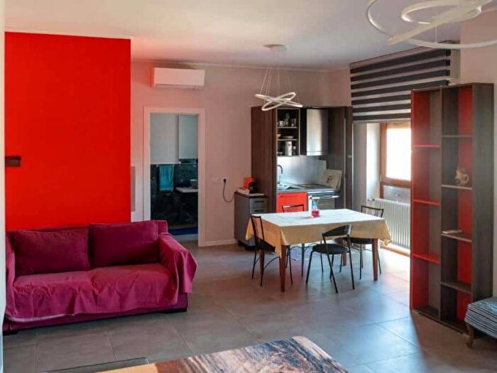 Appartamento in affitto in Via Privata Carlo Fornara, Bande Nere, Milano