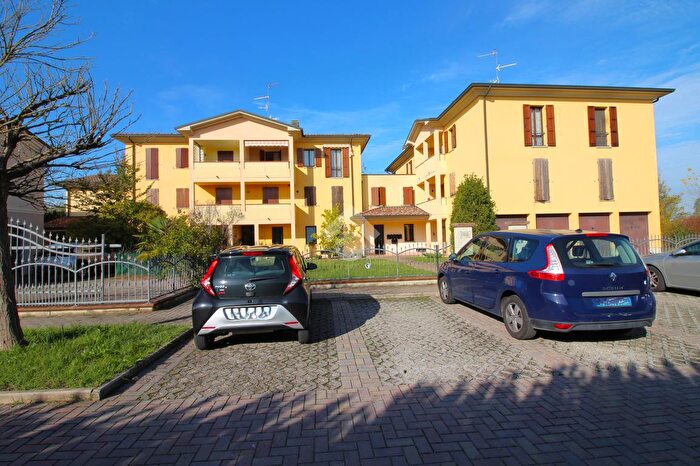 Appartamento trilocale in vendita in Via dei Martiri, Rio Saliceto