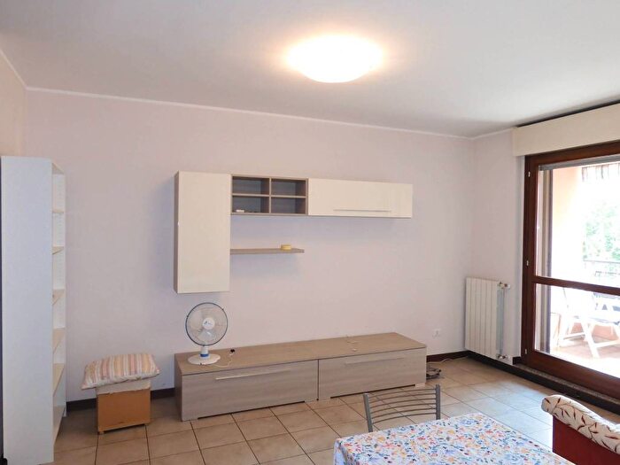 Appartamento bilocale in affitto in Pregnana Milanese