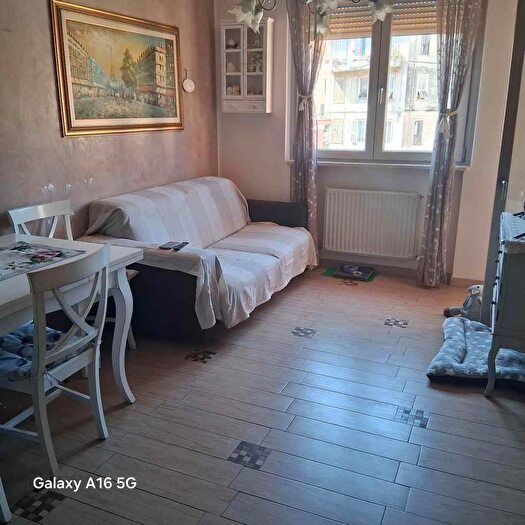 Appartamento trilocale in vendita in Via San Secondo, Ventimiglia