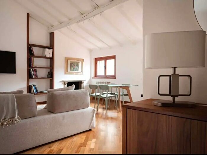 Appartamento monolocale in affitto in Via Varese, Milano