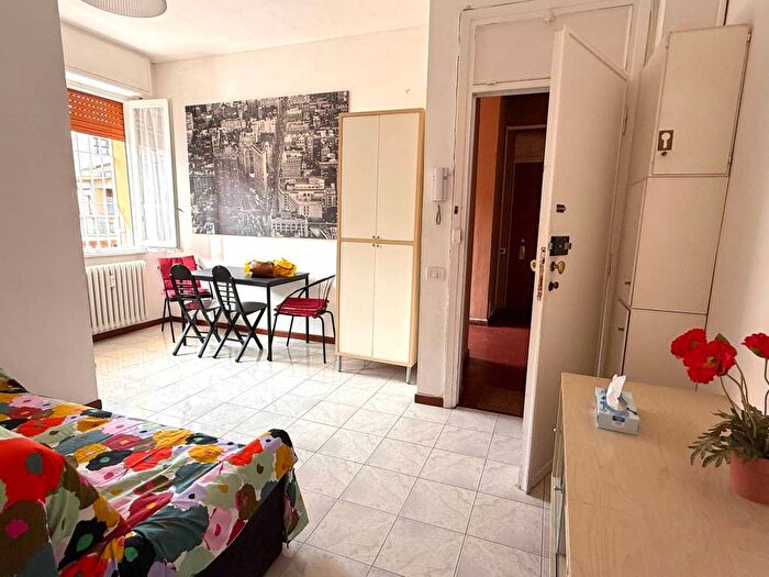 Appartamento bilocale in affitto in Viale Col di Lana, Corso San Gottardo, Milano