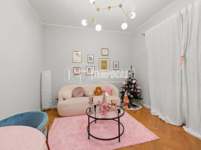 Appartamento bilocale in vendita in Via Illirico, Milano
