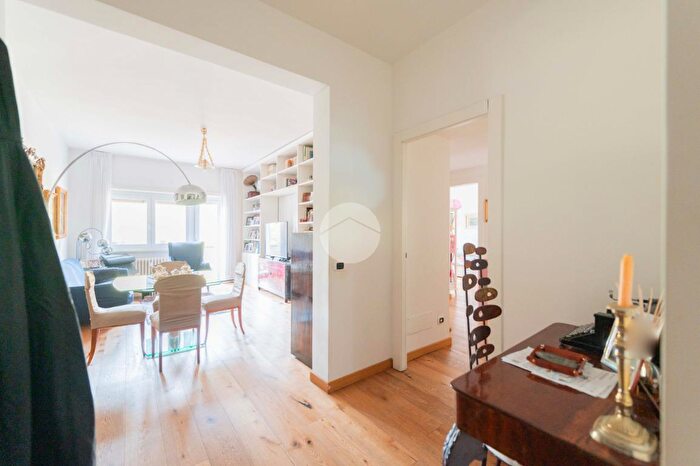 Appartamento quadrilocale in vendita in Via Pietro De Cristofaro, Roma