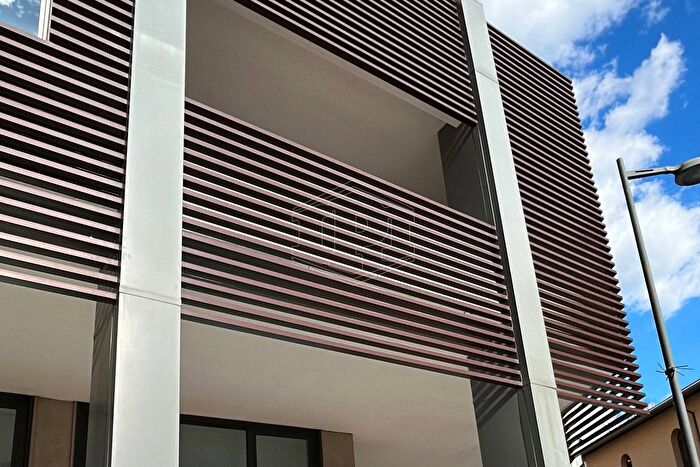 Appartamento trilocale in vendita in Piazzetta Celso Costantini, Pordenone