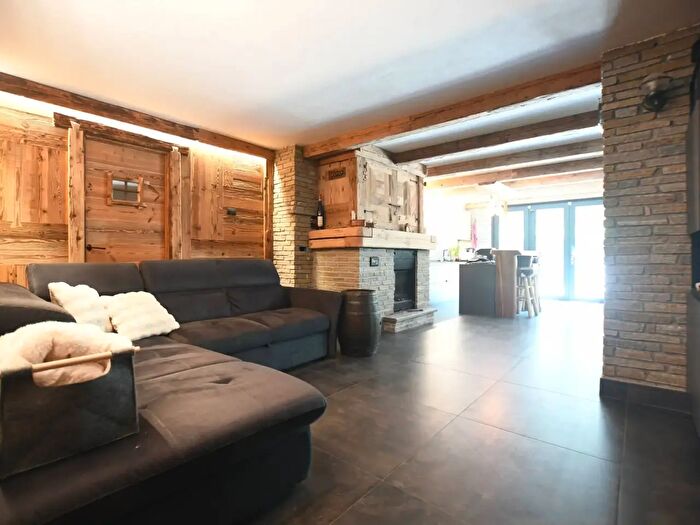 Appartamento con 5 locali in vendita in Borgata Royeres, Oulx