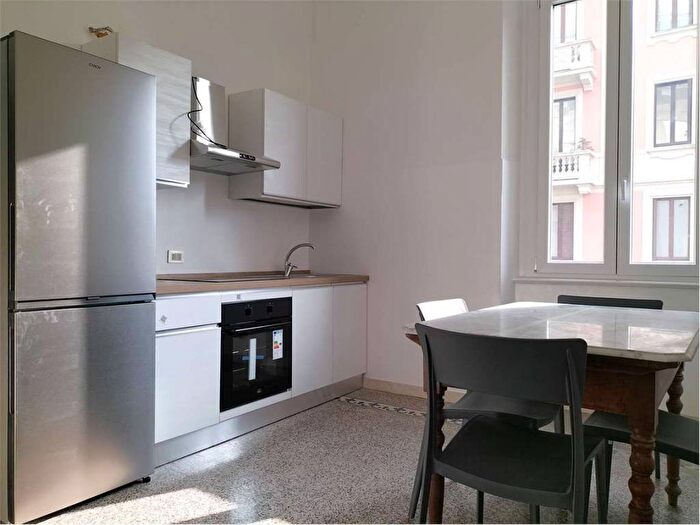 Appartamento quadrilocale in affitto in VIALE ROMAGNA, Città Studi, Milano