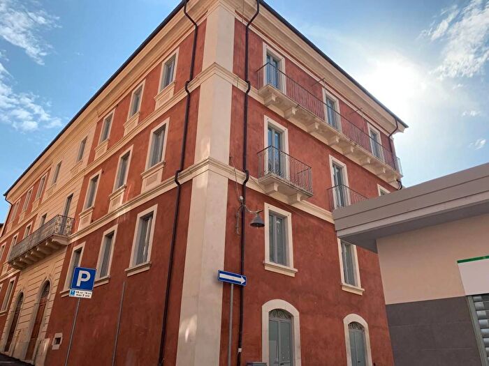 Appartamento quadrilocale in affitto in Via Camponeschi, Duomo Fontana Luminosa, LAquila