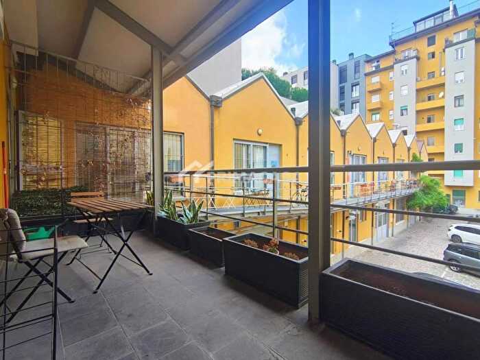 Appartamento bilocale in affitto in Via Lazzaro Papi, Porta Romana Medaglie d'Oro, Milano