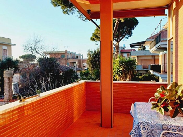 Appartamento trilocale in affitto in Corso San Francesco, Lavinio Mare, Anzio