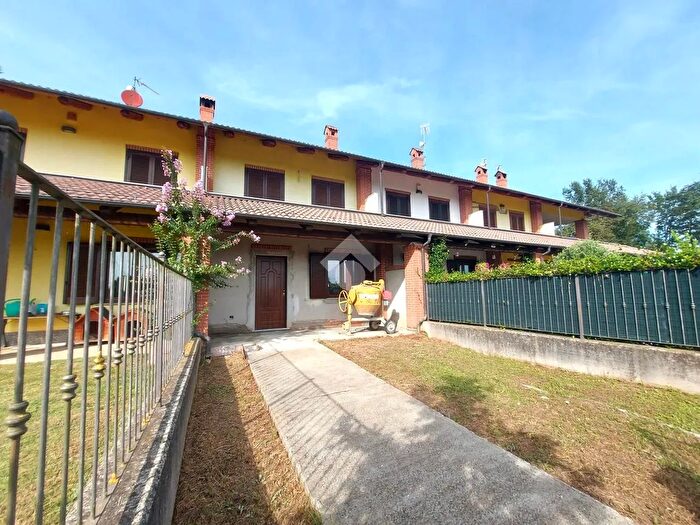 Casa con 5 locali in vendita in Str Tetti S Martino, Cumiana