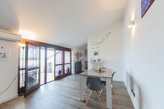 Appartamento trilocale in vendita in Via Acquedotto, Ferrara