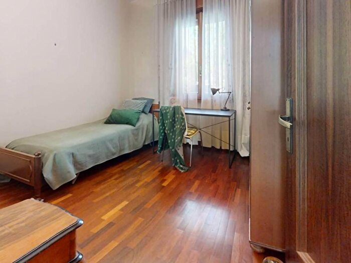 Appartamento con 5 locali in affitto in Via RISMONDO, Carpenedo Bissuola, Venezia