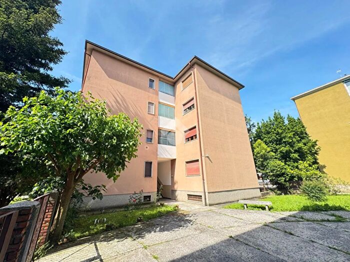 Appartamento trilocale in vendita in Via Bonini Bonino, Brescia