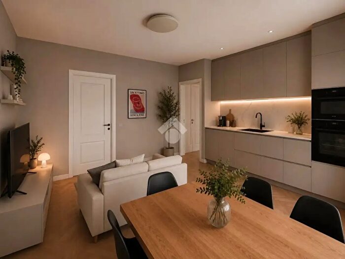 Appartamento trilocale in vendita in Via Bezzecca, Milano