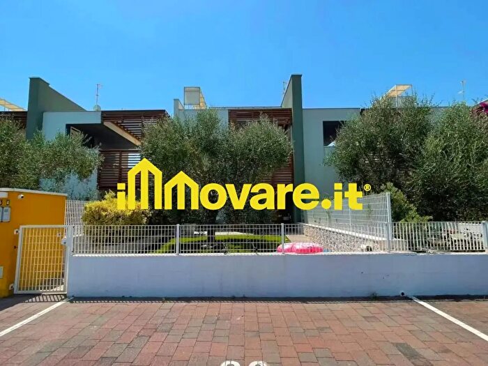 Casa trilocale in vendita in Via Bari, Giovinazzo