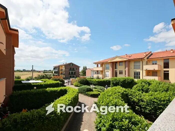 Appartamento trilocale in vendita in Via Tortona, Alessandria