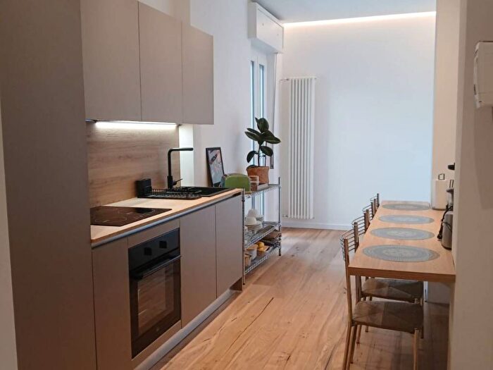 Appartamento trilocale in affitto in Via San Paolo, San Giovannino Pompieri, Pavia