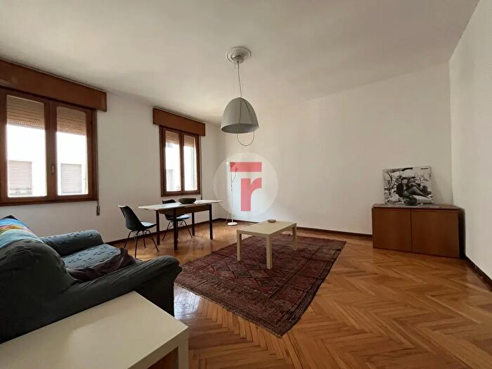 Appartamento trilocale in affitto in Corso del Popolo, Padova