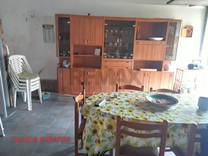 Casa con 6 locali in vendita in Contrada Ramaudo Snc, Piazza Armerina