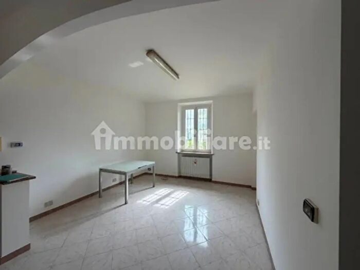 Appartamento quadrilocale in vendita in Via Francesco De Antonio, Alessandria