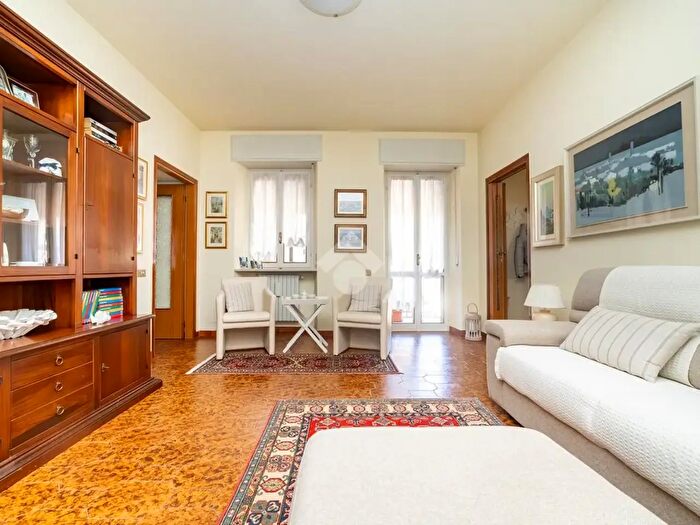 Appartamento trilocale in vendita in Piazza Chiesa, Vaprio DAdda