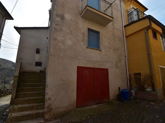 Appartamento trilocale in vendita in Via Firenze, Monte San Giacomo
