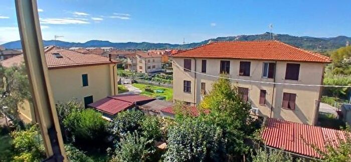 Appartamento quadrilocale in vendita in Santo Stefano Di Magra