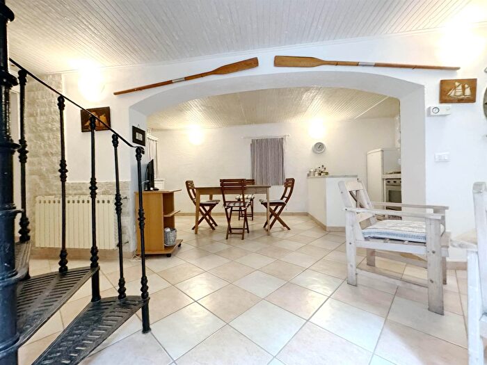 Appartamento quadrilocale in vendita in Lerici