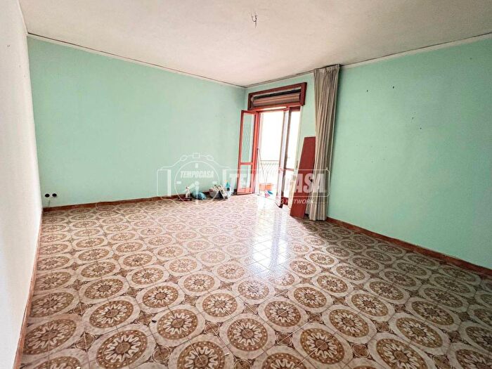 Appartamento trilocale in affitto in Via PABLO PICASSO, Pianura, Napoli